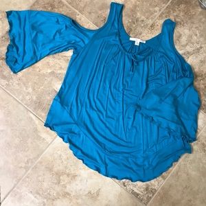 Cold shoulder top